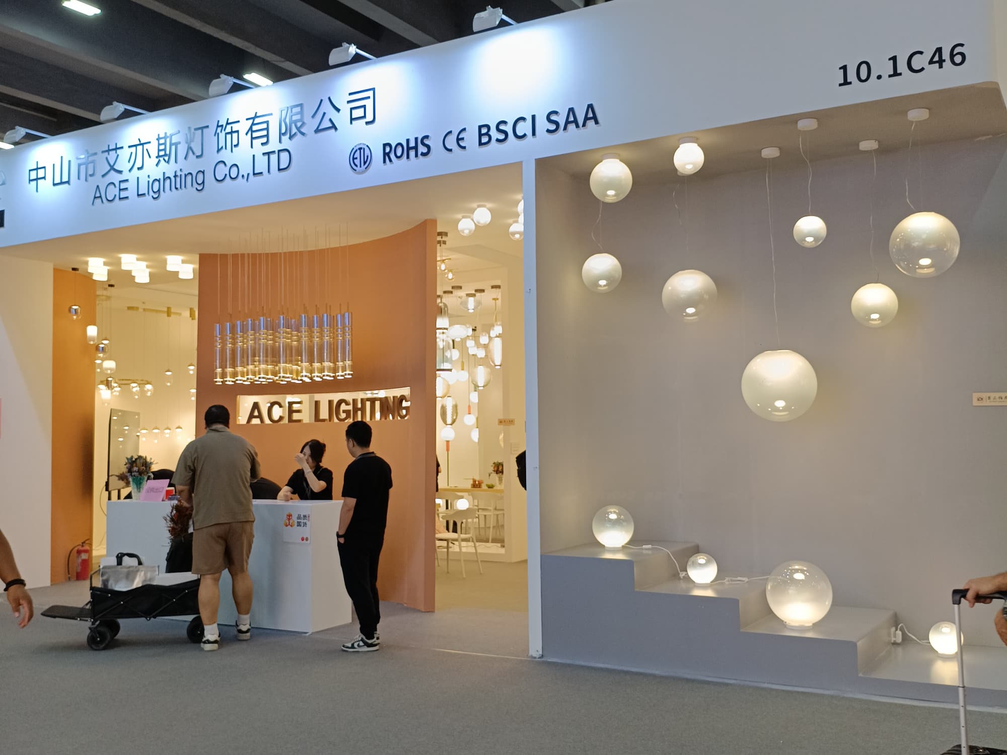 智能照明怎么展？場景化展臺設計，體驗拉滿